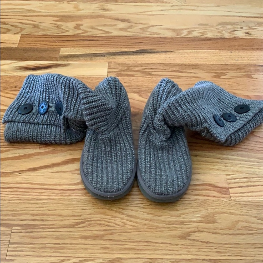 Grey Knit Sweater UGG boots